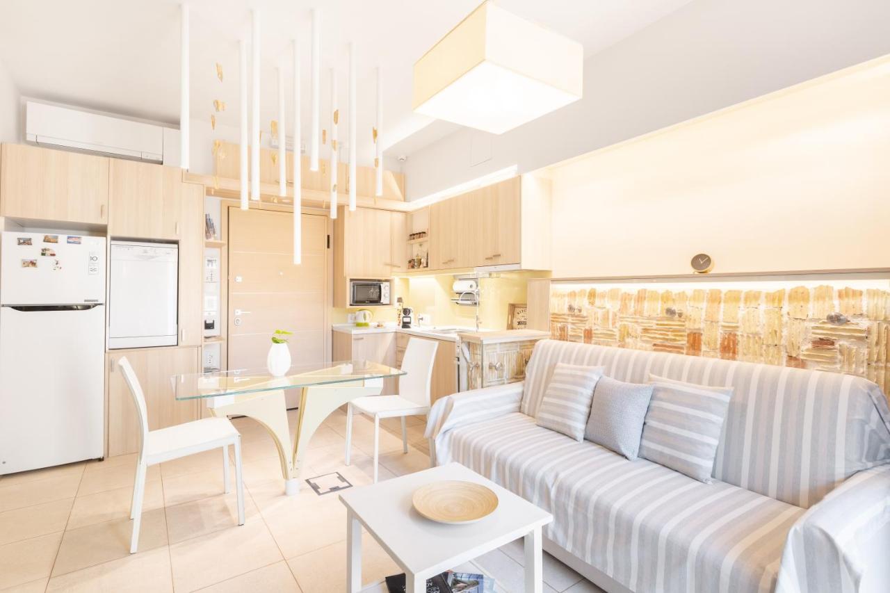 Acropolis Suites - Where Else In Athens? Buitenkant foto