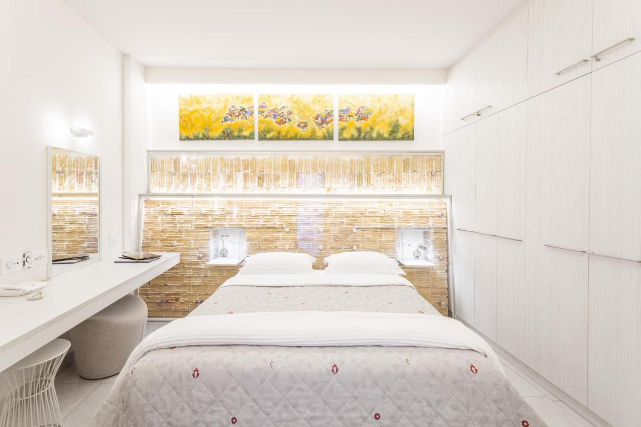 Acropolis Suites - Where Else In Athens? Buitenkant foto